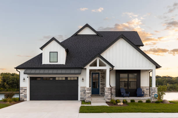 Best Roof Moss and Algae Removal  in Edmonton, KY